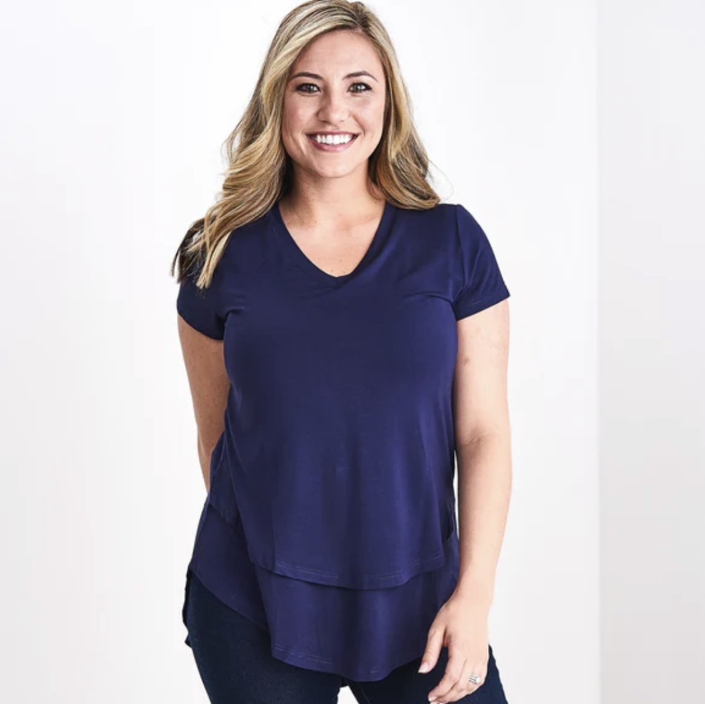 Navy latched mama v neck boyfriend nursing tee